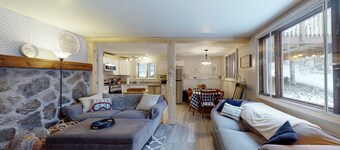 Dog-friendly home w/ WiFi, private washer/dryer, and wood & electric fireplaces