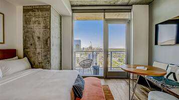 StrykjÀrn/strykbrÀda, gratis internet och sÀngklÀder