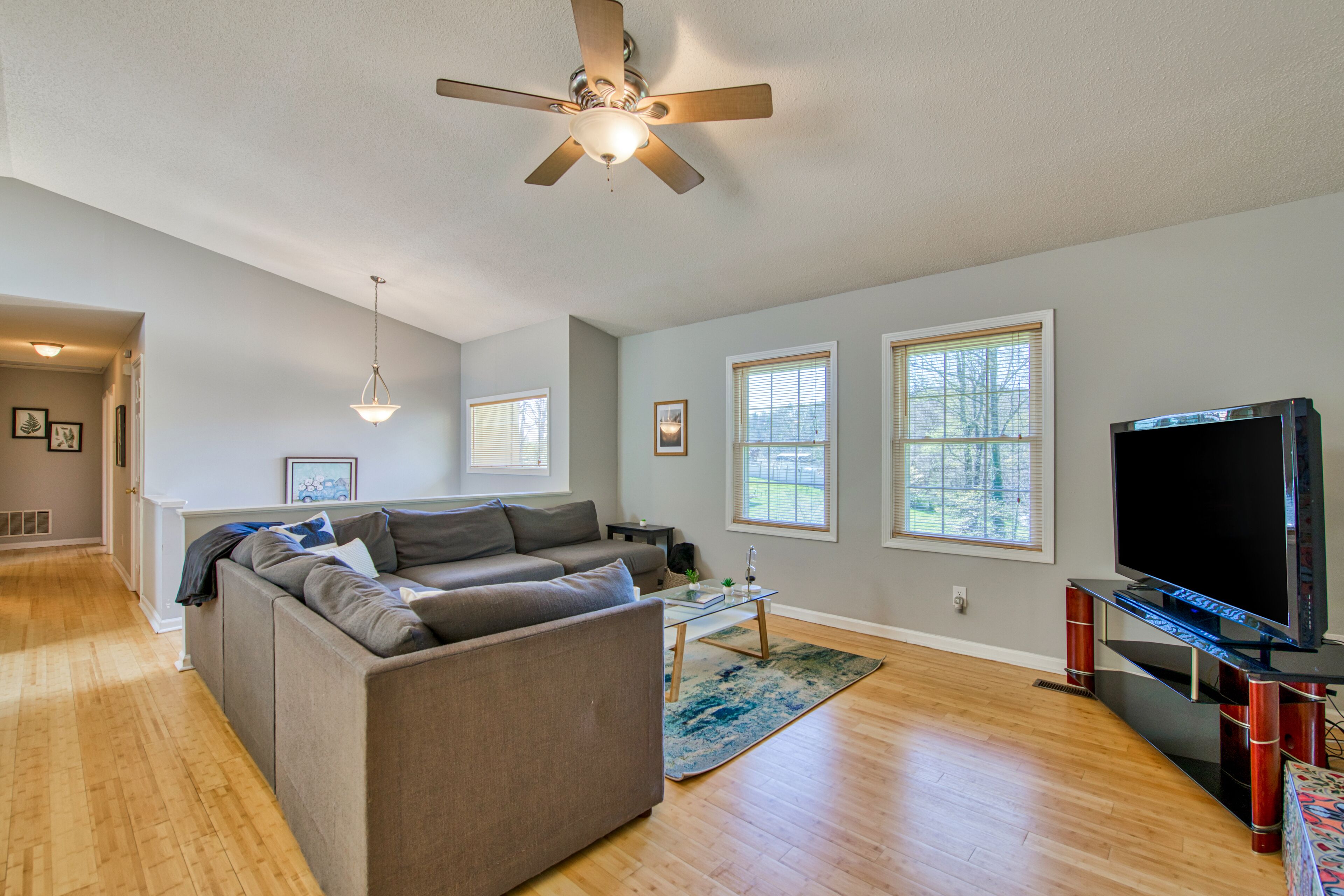 Dog-friendly home with big deck with firepit  & game room - 9 min to downtown