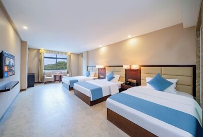 Zhaoqing Jinyuan Hotel