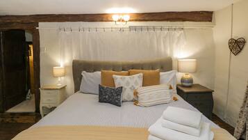 Cottage | 3 phòng ngủ, trang trí khác biệt