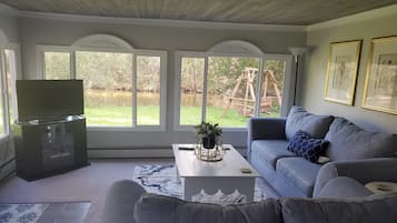 智能電視、DVD 播放機、影像庫