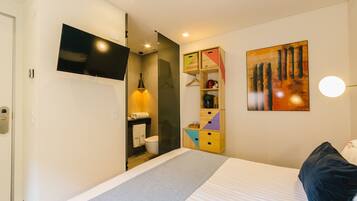 1 bedroom, iron/ironing board, free WiFi, bed sheets