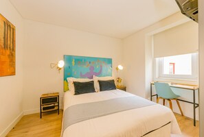 1 chambre, fer et planche à repasser, accès au Wi-Fi (inclus)