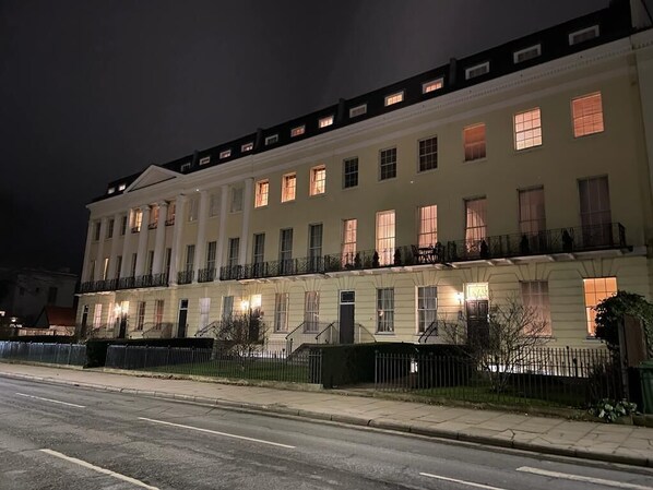 Comfort-Studio, eigenes Bad, Blick auf den Innenhof | Außenbereich