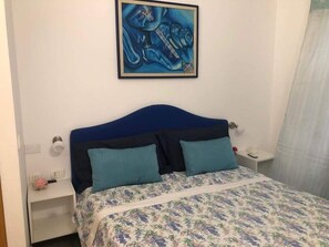 3 camere, ferro/asse da stiro, Wi-Fi gratuito, lenzuola