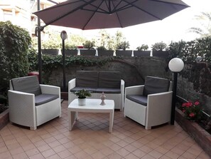 Terrace/patio - casavacanze Maretna (Aci Castello)
