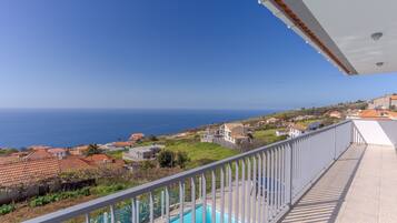 Villa Luxury, 3 camere da letto, piscina privata, vista mare | Vista dalla camera