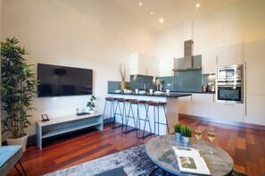 公寓, 2 间卧室 | 私人厨房 | 大冰箱、微波炉、烤箱、洗碗机