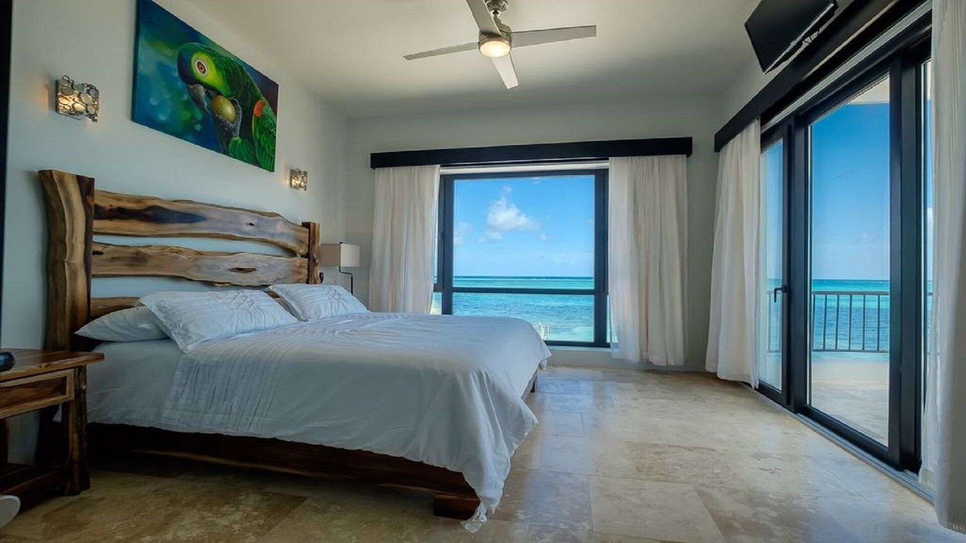 Diamante Beachfront Suites