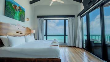 Luxury Suite, Multiple Beds, Penthouse OceanFront A4
