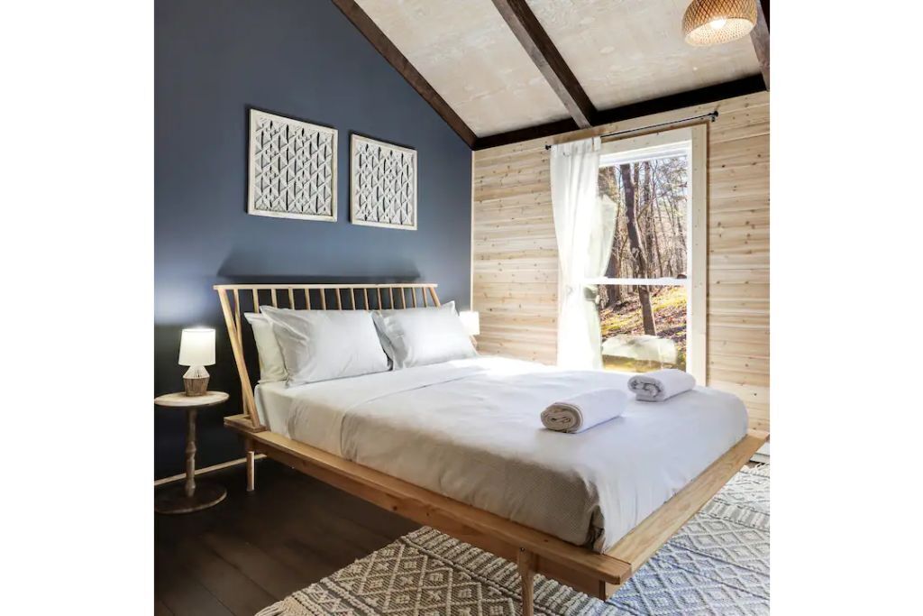 NEW! My Cozy Cabin 4-bdr w/ indoor fireplace @Bryce