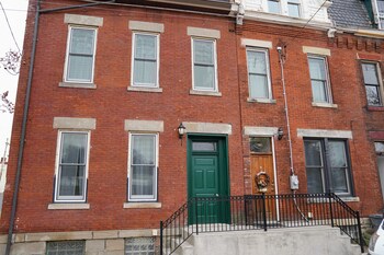 1003 N Franklin 4Bed/3Bath Home