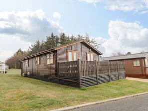 Exterior - Nevaeh Lodge (Morpeth)