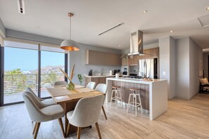 Superior Apartment | Private kitchen | Full-size fridge, microwave, stovetop, coffee/tea maker - Lumina at Cardinal Cabo San Lucas (Cabo San Lucas)