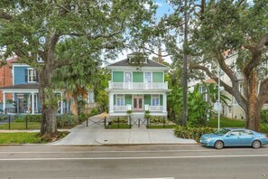 Exterior - Classy Upscale Home | Perfect Uptown Location (New Orleans)