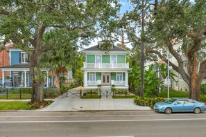 Exterior - Renovated historic home in Uptown New Orleans (New Orleans)