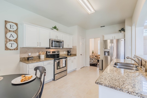 Microones, rentaplats i cafetera i tetera