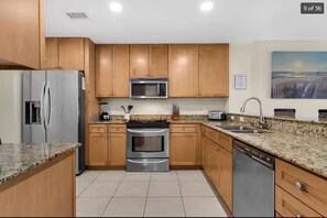 Fridge, microwave, oven, stovetop - 30A 3BR Condo•500 ft to Public Beach Access•2 Pools•Tennis Courts•Nature Trails (Seagrove Beach)