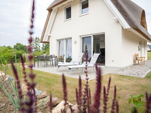 Haus 11 "Wiesenpieper" - Ferienhaus mit Sauna, Kamin und Meerblick