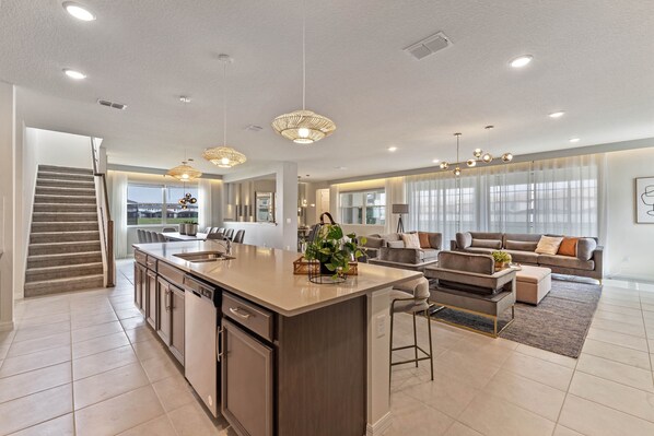 Interior - 9 Bedrooms/ 6.5 Bathrooms/ Solara Resort (8905 TH) (Kissimmee)