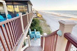 Property grounds - Beachfront Retreat, Hot Tub, Fire Table + Lrg Deck (Ponte Vedra Beach)