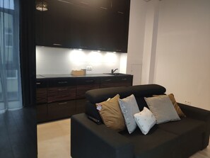 Deluxe Apartment | Private kitchen | Fridge, microwave, stovetop, dishwasher - Apartamenty Varsovia 304 (Warsaw)