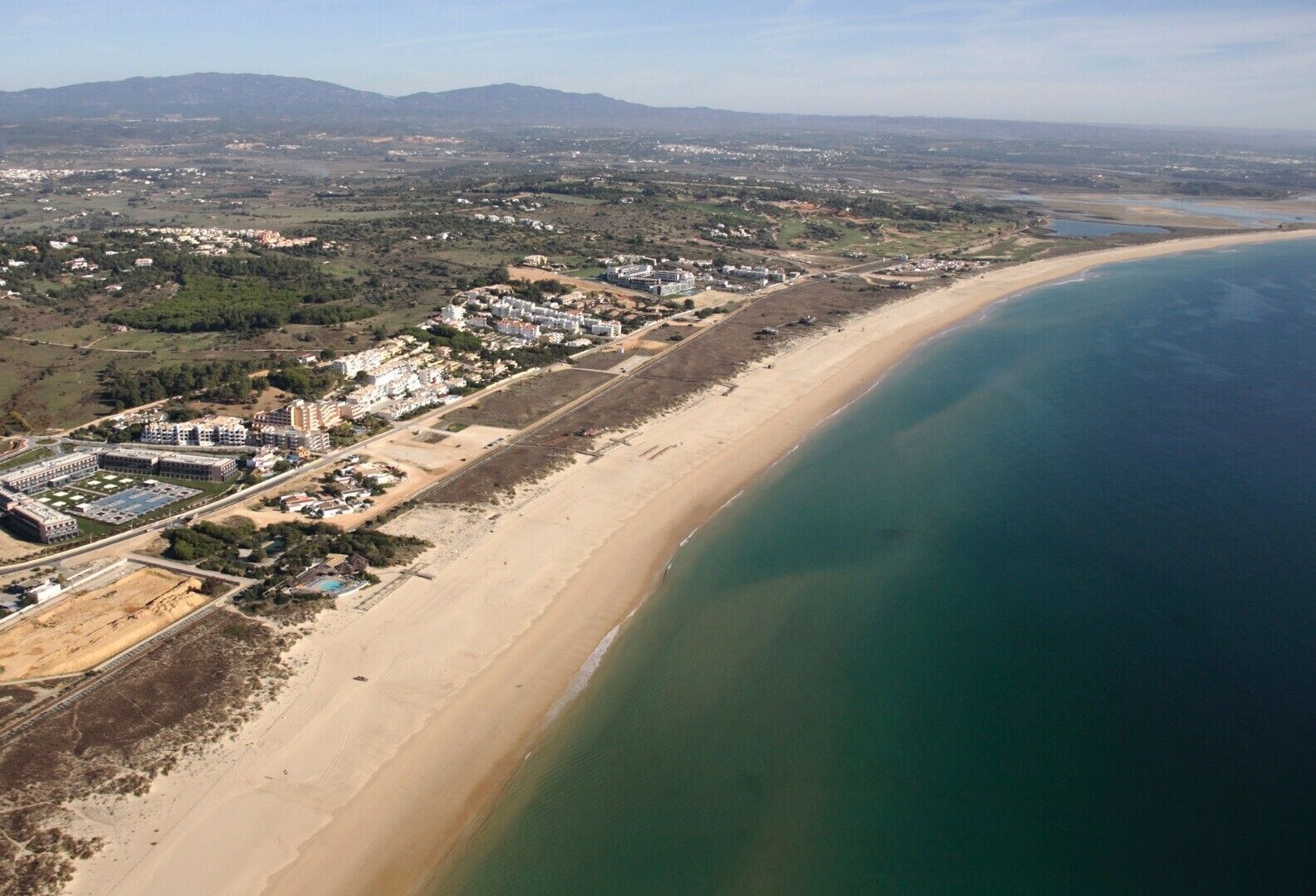 Photo - Atalaia Sol Aparthotel - tennis & heated pool in winter