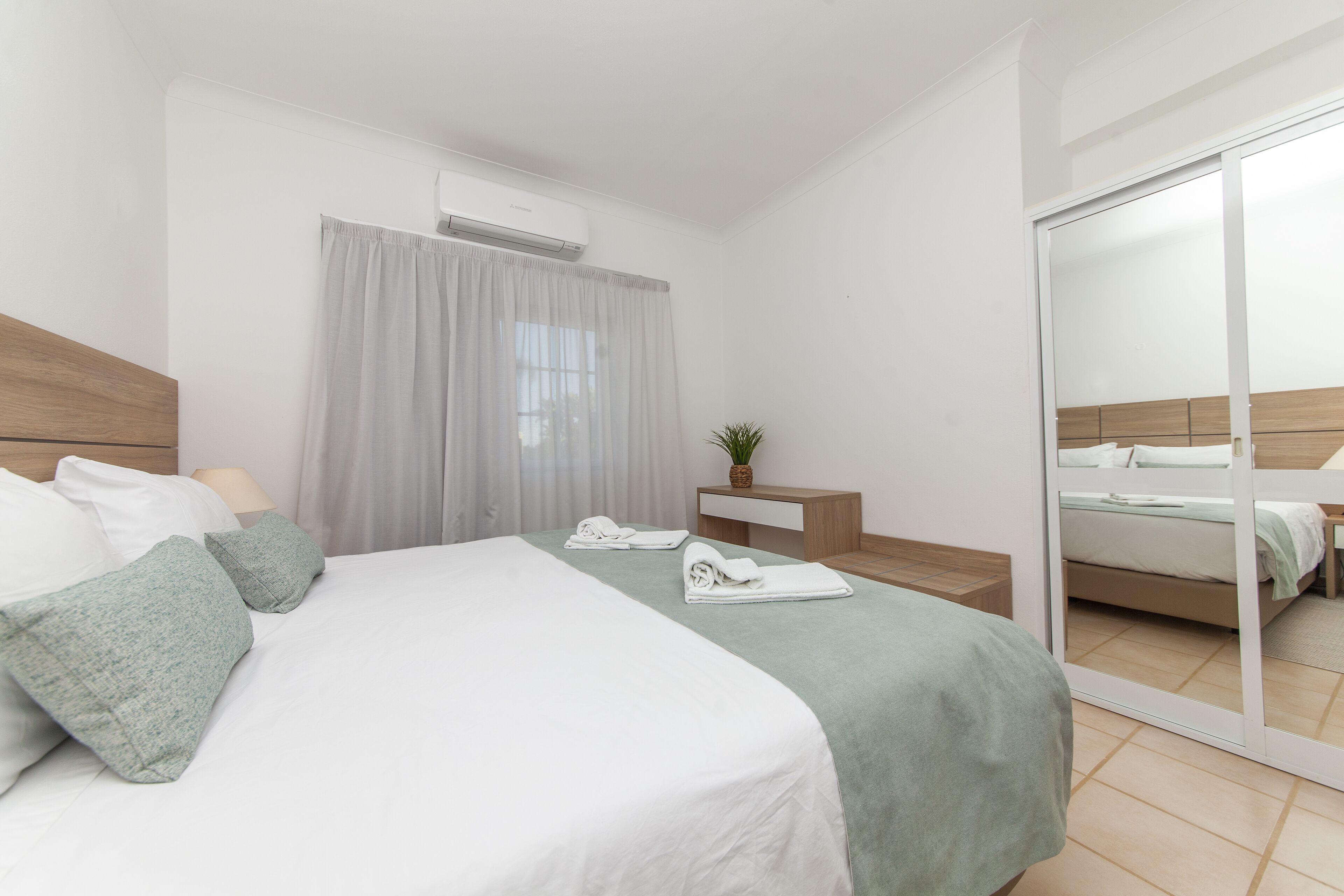 Photo - Atalaia Sol Aparthotel - tennis & heated pool in winter