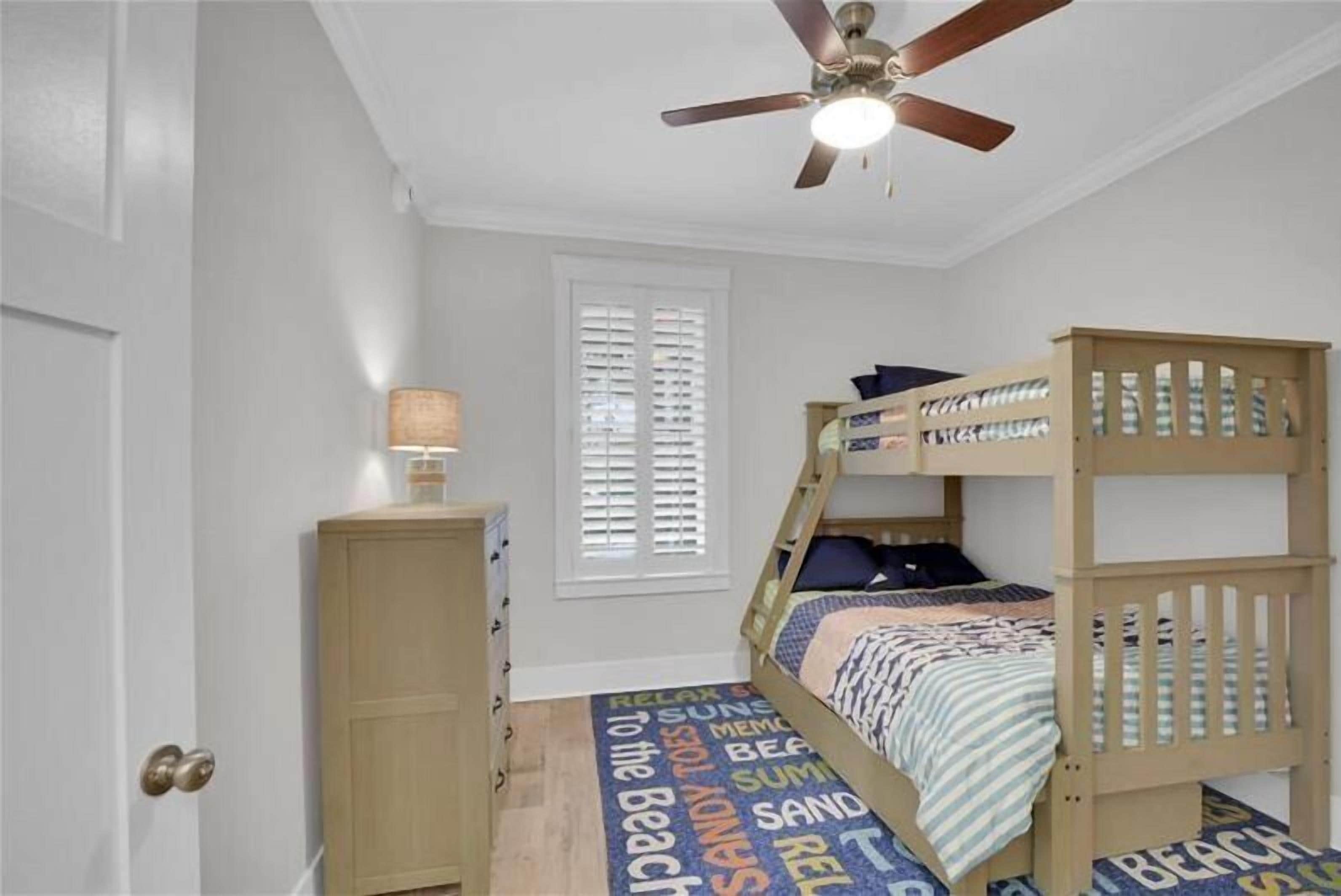 3 habitaciones, tabla de planchar con plancha y wifi gratis 