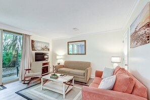 TV - Villas By The Sea, Unit 455 (Jekyll Island)