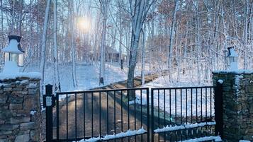 Enceinte de lâhĂ©bergement