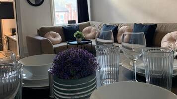 TV, Netflix, streaming services