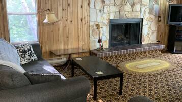 TV, fireplace, DVD player