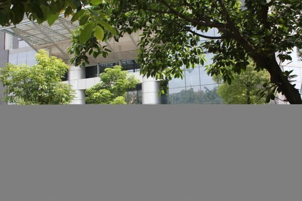 Property grounds - Longjin Business Hotel (Anxi)