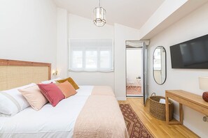 2 habitaciones, tabla de planchar con plancha y wifi gratis 