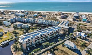 Condo, 2 Bedrooms | Exterior
