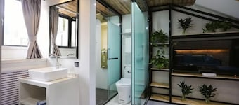 Feitian Hotel