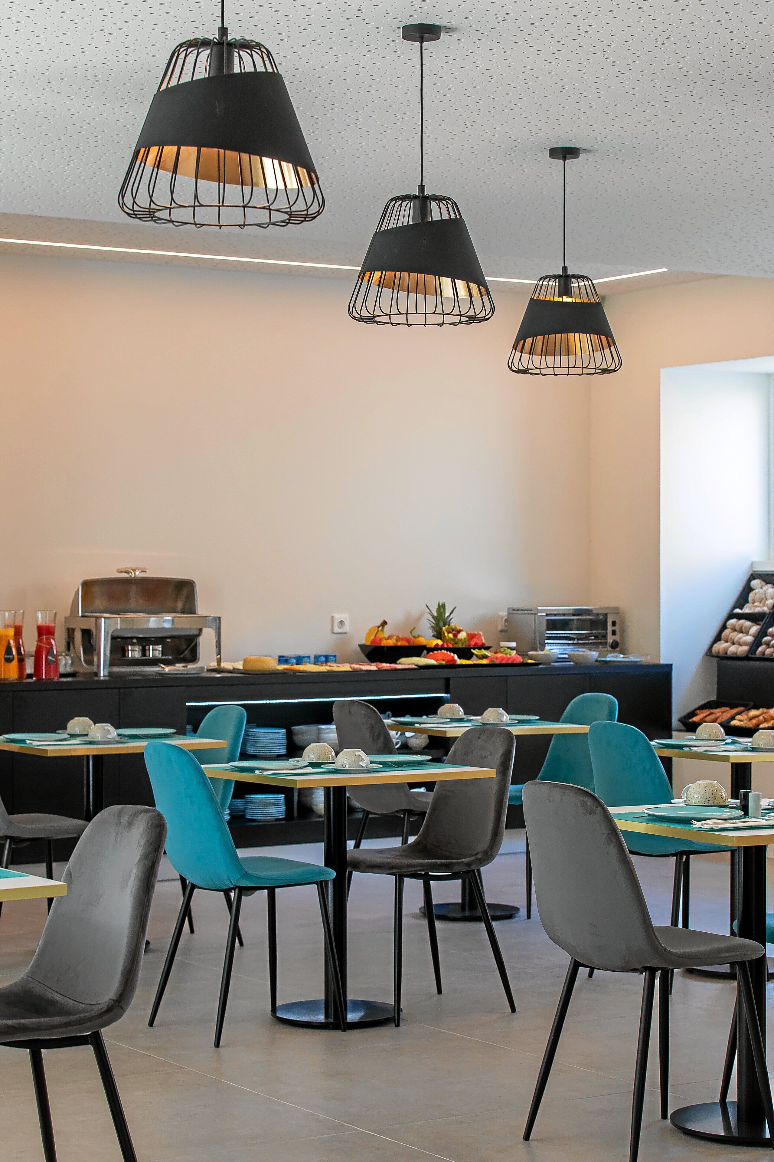 daily buffet breakfast (eur 10 per person)