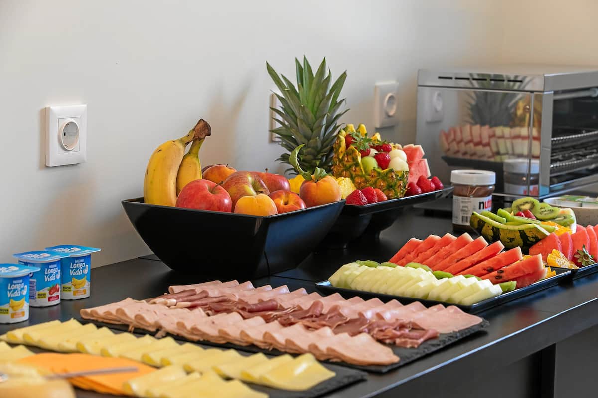 daily buffet breakfast (eur 10 per person)