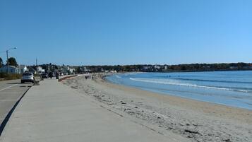 Sun loungers, beach towels