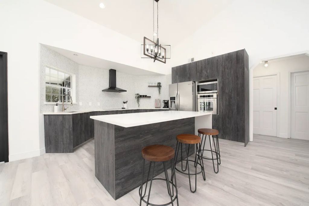 Luxury Modern Farm Style Home Near Orlando Airport