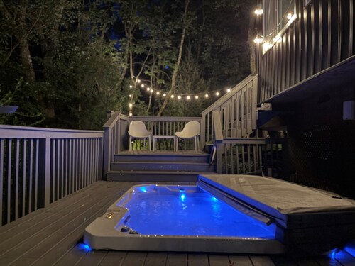 Casa Nera | Heated Pool • Hot Tub • Ski • Golf