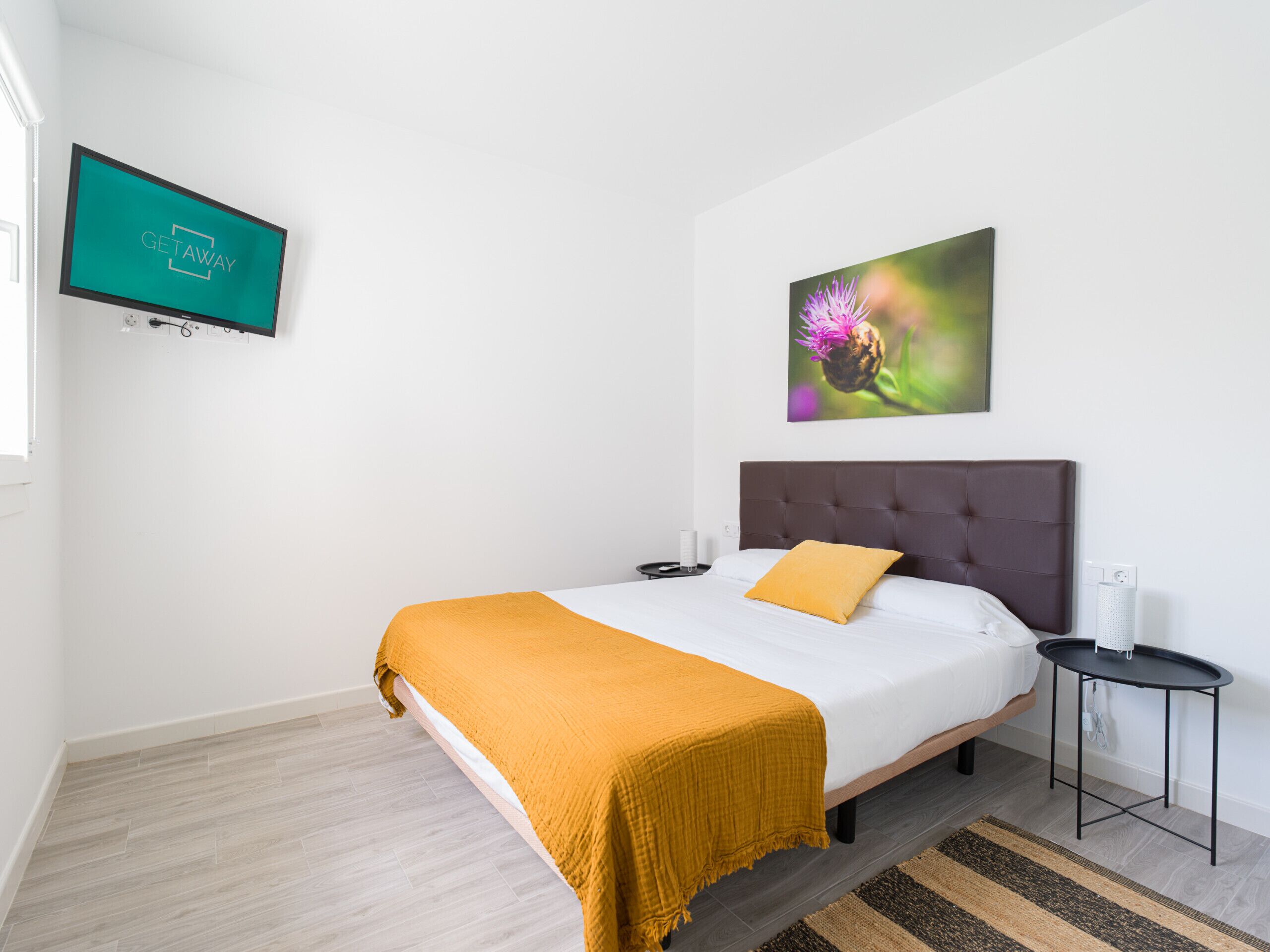 1 slaapkamer, een strijkplank/strijkijzer, gratis wifi, beddengoed