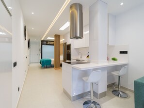 1 slaapkamer, een strijkplank/strijkijzer, gratis wifi, beddengoed