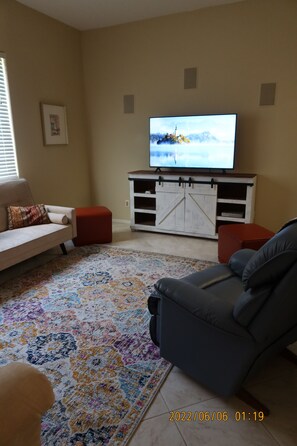 Smart-TV og PC-skjermer