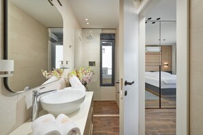 Hair dryer, towels