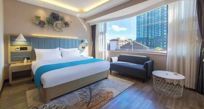 Huaxi Hongta Avenue High-speed Railway Station