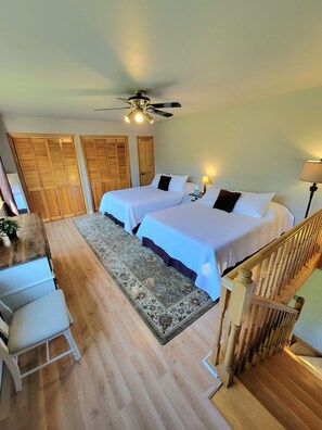 2 bedrooms, desk, free WiFi, bed sheets