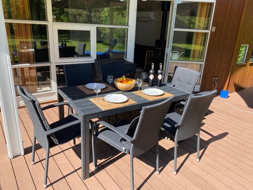 Amazing Summer Cottage 4-beds, Smidstrup Strand